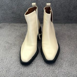 Franco Sarto Women’s Dalden Block Heel Ankle Bootie